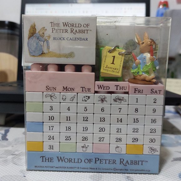 Discontinued Made In Japan The World Of Peter Rabbit Block Calendar Coll… - Picture 1 of 8